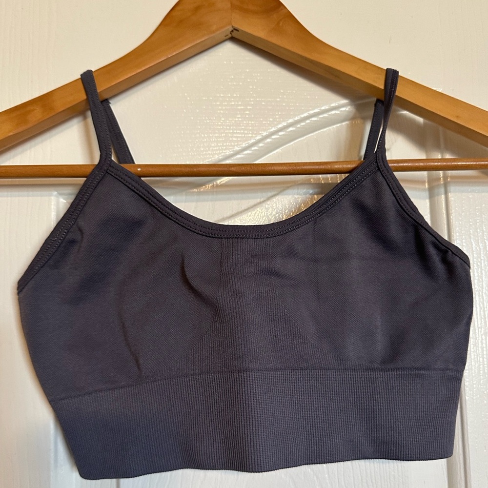 Sports bra